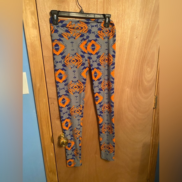 Lularoe women’s patterned leggings bundle ❤️ - Picture 5 of 16
